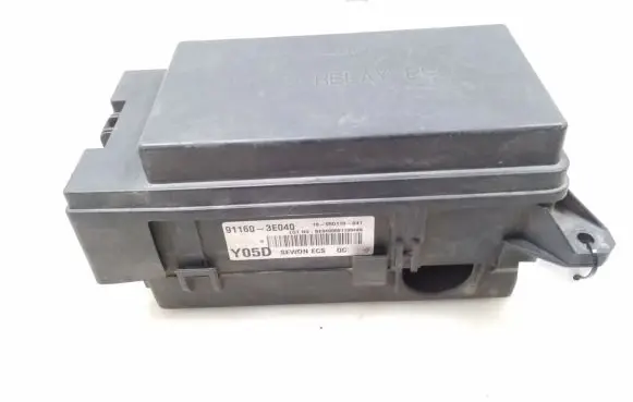 KIA Sorento Fuse module 911603E040