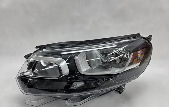 Citroen Jumpy Headlight/headlamp 9808567780