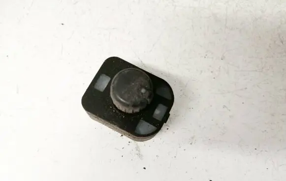 Seat Exeo (3R) Wing mirror switch