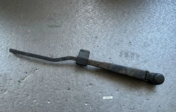 Jeep Grand Cherokee (WJ) Rear wiper blade arm 5012610AB 55156813AA