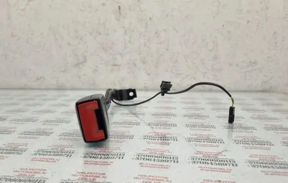 Seat Toledo III (5P) Front seatbelt buckle 5P0857755D