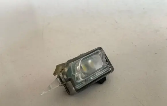 Audi Q5 SQ5 Front door handle light (exterior) 8W0947134