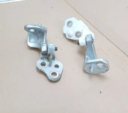 Front door hinge set