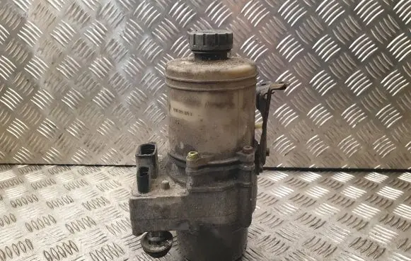 Skoda Fabia Mk1 (6Y) Power steering pump 6Q0423371A