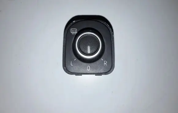 Volkswagen PASSAT CC Wing mirror switch 5K2959565