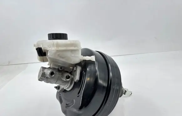 BMW 3 F30 F35 F31 Brake booster 6798423