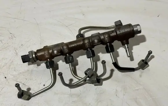 Peugeot 308 Fuel main line pipe 9821399680
