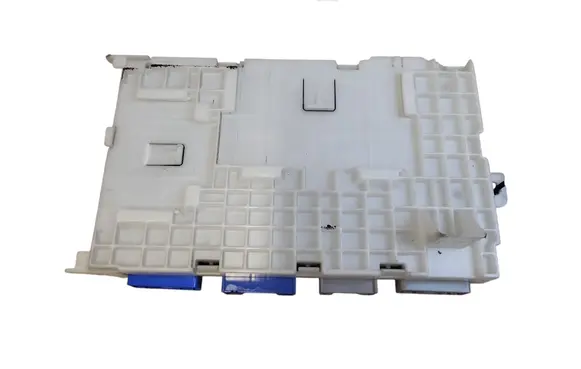 Mazda 3 II Comfort/convenience module BCW867560 VP9ALF14B205H00