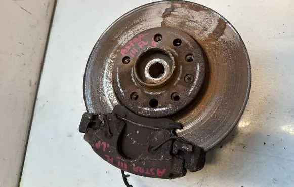 Opel Astra H Front wheel hub spindle knuckle 161742911