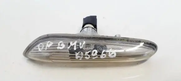BMW 5 E60 E61 Front fender indicator light 71657421 7165742-1