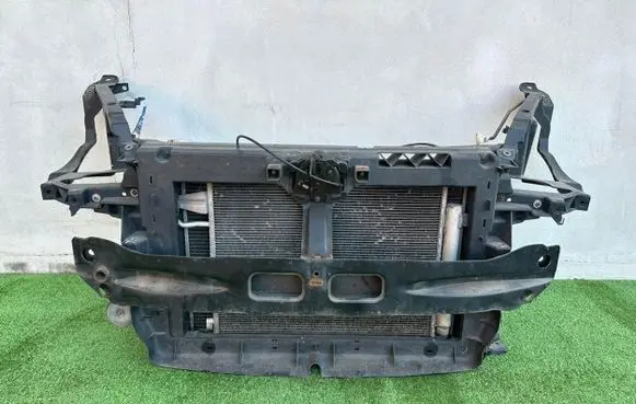 Mitsubishi Colt Radiator support slam panel