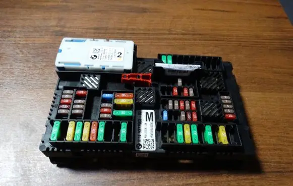 BMW 7 G11 G12 Fuse 93775036802460