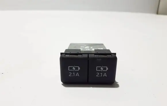 Toyota RAV 4 (XA50) Other devices 8553215010