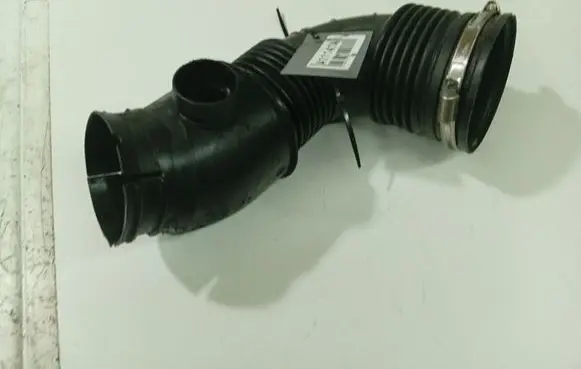 Opel Insignia A Air intake hose/pipe 