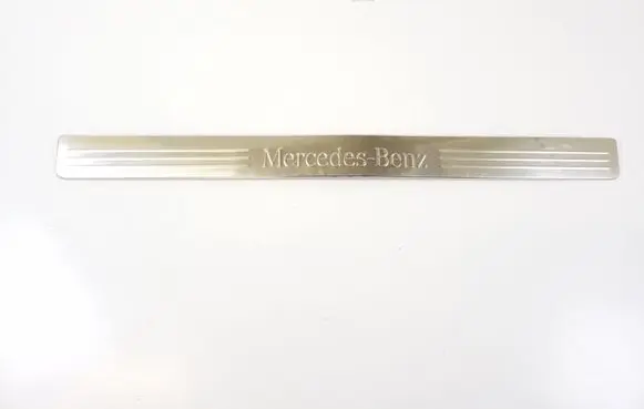 Mercedes-Benz C W204 Front sill trim cover A2046800135