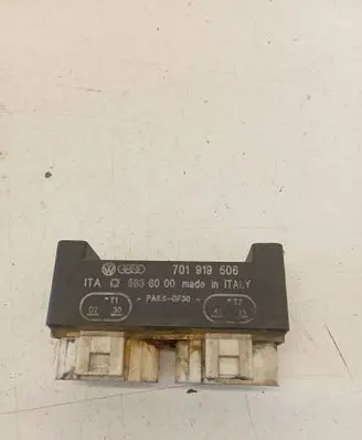 Volkswagen Transporter - Caravelle T4 Coolant fan relay 701919506