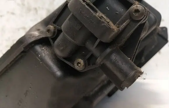 Renault Megane I Idle control valve (regulator) 7700100946