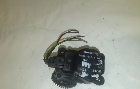 Fiat Idea Air flap motor/actuator 3M5H19E616AA EAD251 150204