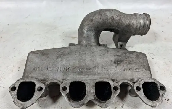 Audi A6 S6 C5 4B Intake manifold 028129713K