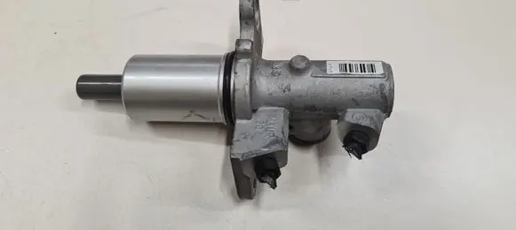 Audi A4 S4 B6 8E 8H Master brake cylinder 9304125000 3266192323