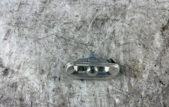 Audi A4 S4 B6 8E 8H Front fender indicator light 8E0949127