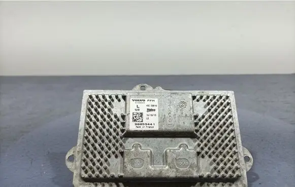Volvo XC90 Voltage converter/converter module 31420247