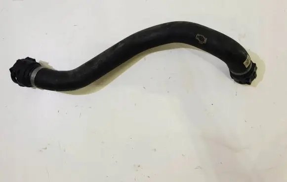 BMW 1 F20 F21 Engine coolant pipe/hose 7635794
