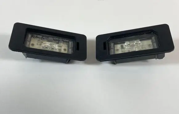 BMW 5 G30 G31 Number plate light 7410302