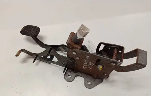 Clutch pedal