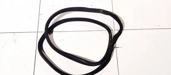Mercedes-Benz C AMG W204 Rubber seal rear door 