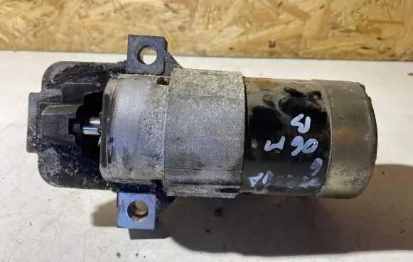 Mazda 6 Starter motor M000T90981 L813