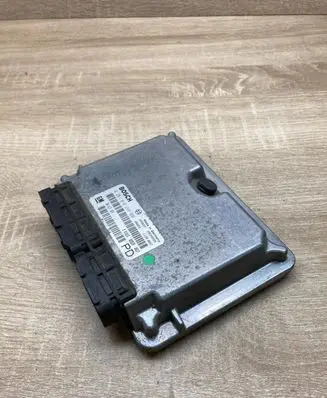 Opel Zafira A Engine control unit/module ECU 24417169 0281010268