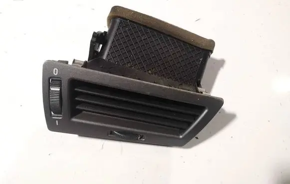 BMW 7 E65 E66 Dash center air vent grill 64228223334 14121810