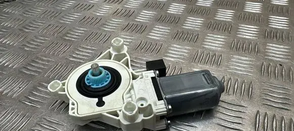 Audi A8 S8 D5 Front door window regulator motor 4K0959802