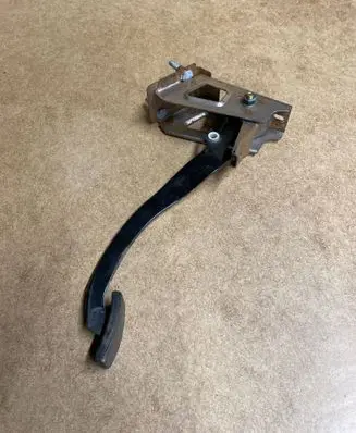 Volvo S40, V40 Clutch pedal 60079D0 15402
