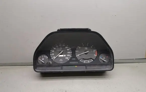 BMW 5 E34 Speedometer (instrument cluster)