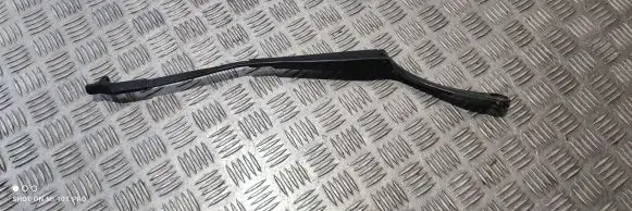 Mercedes-Benz C W204 Front wiper blade arm A2048200044