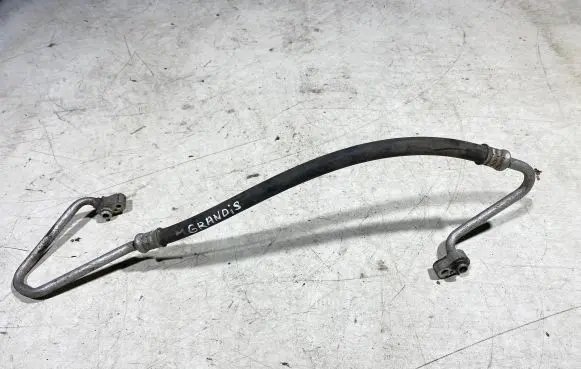 Mitsubishi Grandis Air conditioning (A/C) pipe/hose