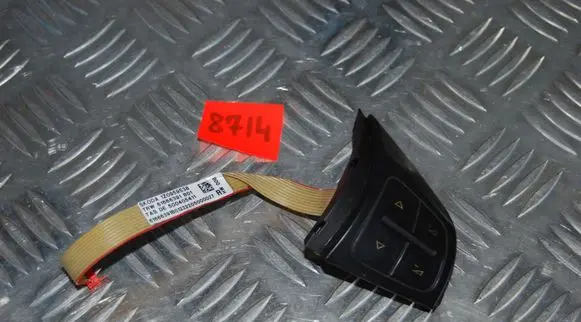 Skoda Octavia Mk2 (1Z) Steering wheel buttons/switches 1Z0959538