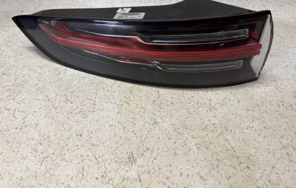 Porsche Cayenne (9Y0 9Y3) Rear/tail lights 9Y0945095M 20630111 T9Y0095