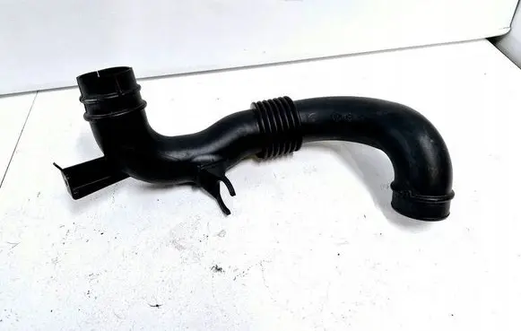 Renault Master III Air intake hose/pipe 1655550972R