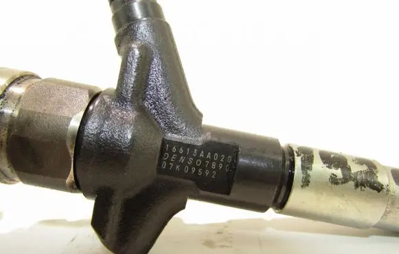 Subaru Forester SH Fuel injector 16613AA020