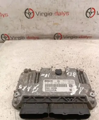 Toyota Yaris Engine control unit/module 896610D580 1039S34203 0261S04458