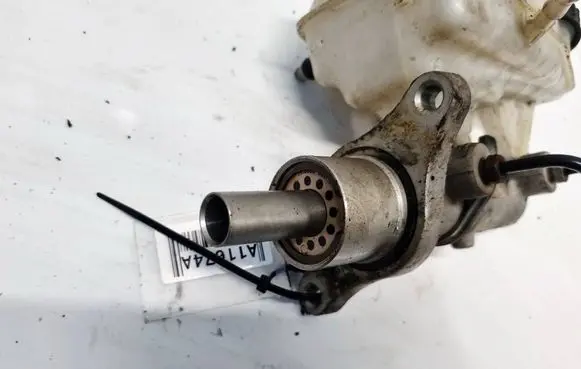 Peugeot Expert Master brake cylinder 