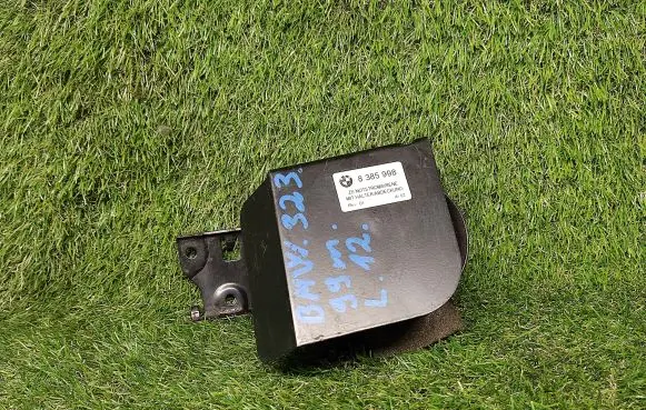BMW 3 E46 Horn signal 8385998