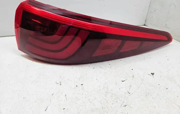 KIA Sportage Rear/tail lights 92402F11