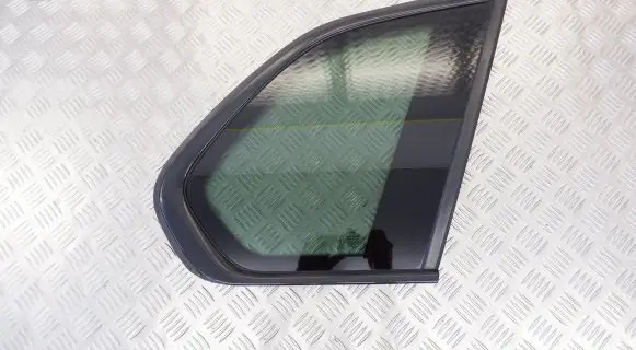 BMW X5 E70 Rear side window 7207884