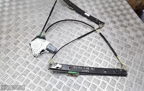 Audi A1 Rear door window regulator with motor 8x4837462