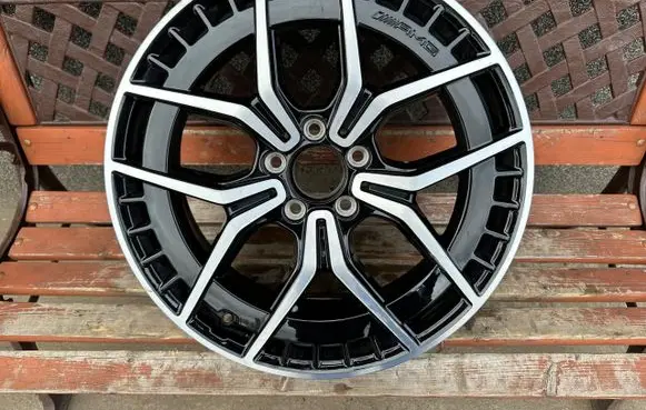 Mercedes-Benz EQB R19 alloy rim 