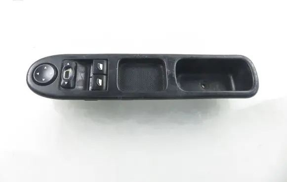 Peugeot 307 Electric window control switch 96351622XT
